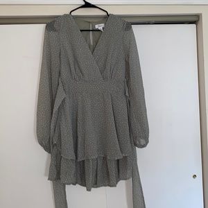 BRAND NEW GORG DRESS